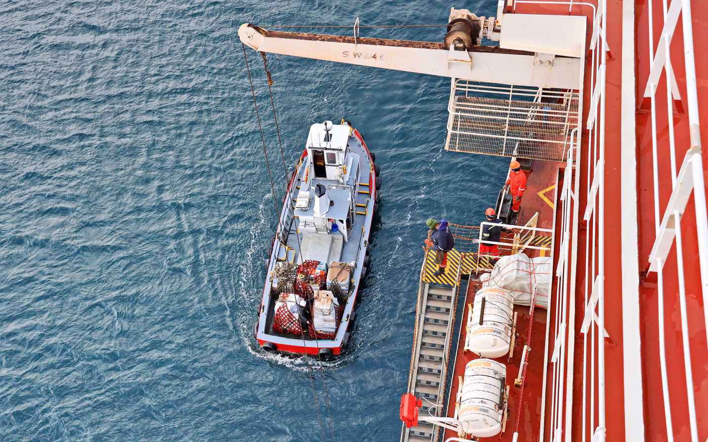How Software Solutions Can Help Ship Suppliers in Maritime Industry?